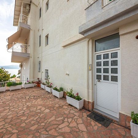 Apartments Cikuli Sarandë Exteriör bild